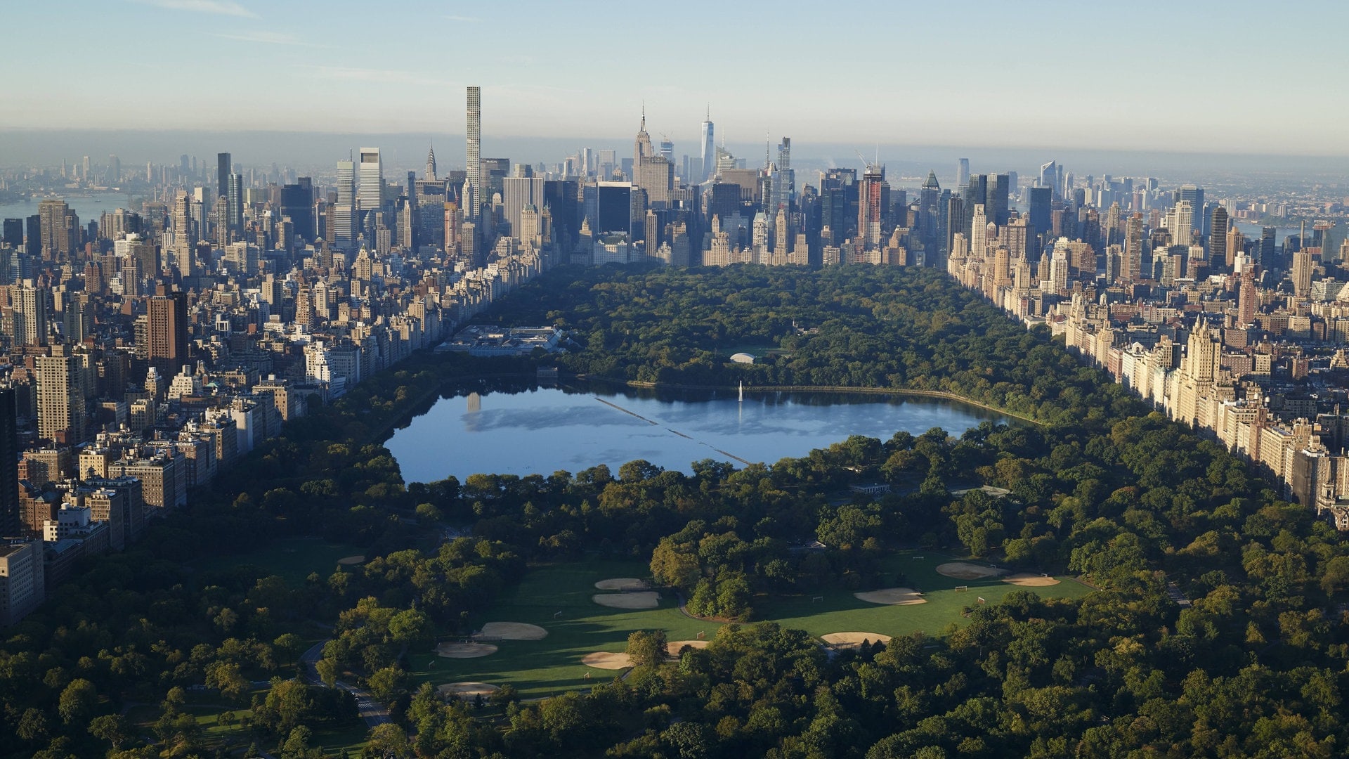 New York mal anders: „Im Land der begrenzten Möglichkeiten“ von Oliver Weiss
