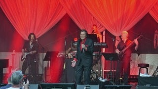 Engelbert auf der Bühne in Westhofen