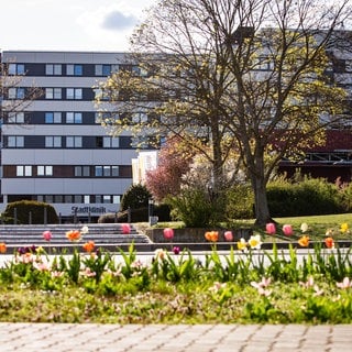Die Stadtklinik Frankenthal. Die Klinik soll durch die Krankenhausreform verkleinert werden.