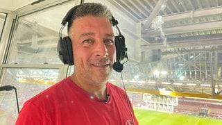 Marco Menches aus Kaiserslautern: Blindenreporter im Fritz-Walter-Stadion.