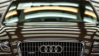 Ein Audi Q5 steht in der Produktion.