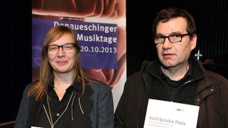 Die Regisseurin Iris Drögekamp und der Schriftsteller Oswald Egger