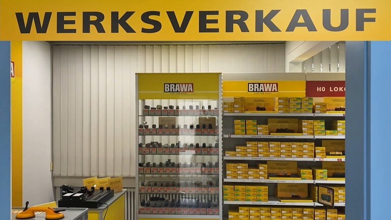 Neu bei BRAWA: Ausstellungs- und Ladenbereich in den eigenen Werksräumen. Und natürlich einige Modelle.
