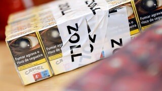 Bei Hinterweidenthal wurden tausende Zigaretten sichergestellt (SYMBOLFOTO)
