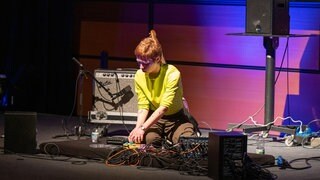 Live-Performance von und mit Antonia Alessia Virginia Beeskow