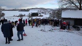 In Ahorn-Schillingstadt gibt es wieder einen Lift zum Skifahren. 