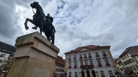 Das Rathaus der Stadt Landau.