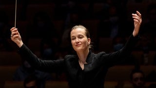 Elena Schwarz