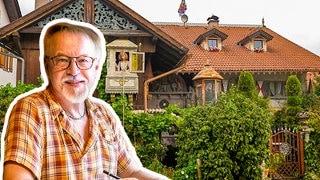 Thomas steht vor seinem Märchenhaus, das er selbst umgebaut hat