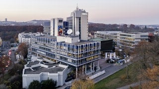 Das Bild zeigt das Funkhaus in Stuttgart