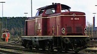 Drei Lokomotiven tragen noch den Originallack der 60er Jahre.