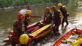 Die ehrenamtlichen Wasserretter von der DLRG retten Leben – zu jeder Uhrzeit, bei jedem Wetter und fast umsonst. 
