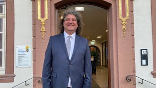 In Teningen im Kreis Emmendingen ist am Sonntag ein neuer Bürgermeister gewählt worden: Berthold Schuler.
