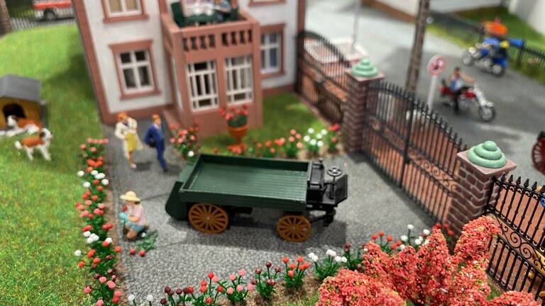 ... den Daimler-Lastwagen von 1896 ...