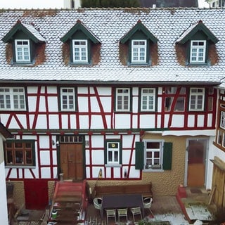 Gemäuer mit alten Geheimnissen: Der Klosterhof in Laubenheim