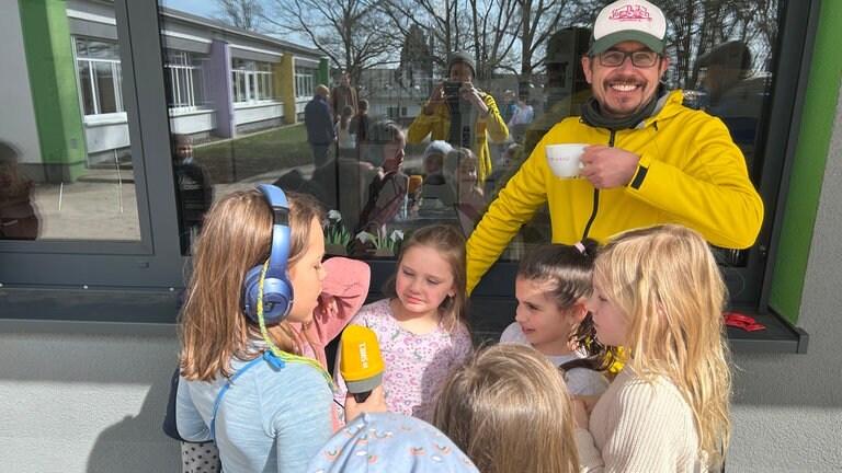 Die SWR1 Dreck weg-Woche in Langenburg: Ingo Lege und die SWR1 Nachwuchsjournalistinnen!