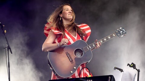 Konzert von Sophie Hunger Tempelhofsounds Festival 2022