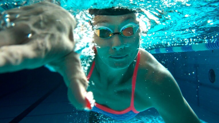 Franziska van Almsick beim Kraulen unter Wasser