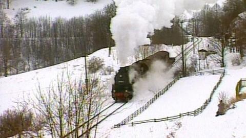 172 Winter Dampfzug