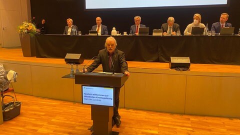 Ralf Frühwirt bei seiner Rede vor der Landratswahl