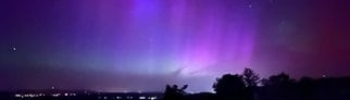 Polarlichter am Himmel über Kirchhofen im Breisgau
