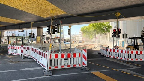 Rund um den Hauptbahnhof Mainz wird gebaut. Die IHK kritisiert die Baustellen in der Region. 